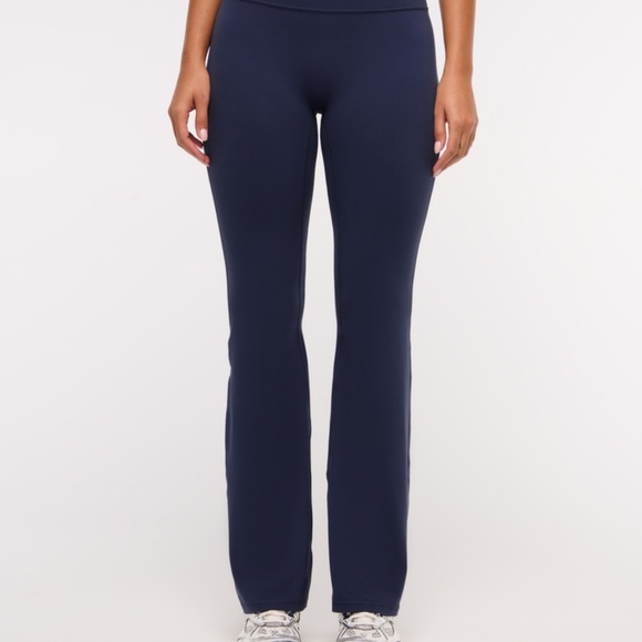 Abercrombie & Fitch YPB studioFLEX Flare Legging Size XXL - Picture 2 of 9